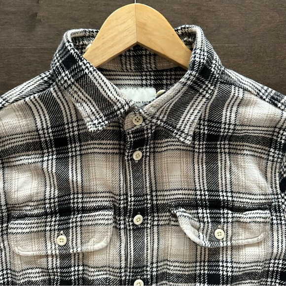 American Eagle Flannel Sherpa Hoodie Cream Black Soft Size S - Picture 6 of 12